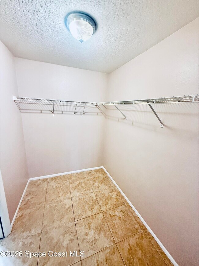 Building Photo - 1841 Long Iron Dr