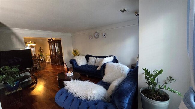 Building Photo - 4038 Ash Tree St SW