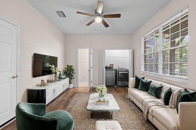 Building Photo - 3008 Bayshore Pointe Dr