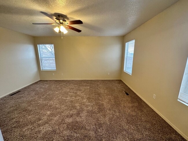 Building Photo - 760 Bear Grass Ct SW