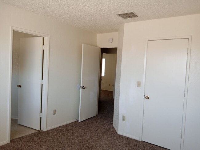 Building Photo - Another Great Listing from Libby's Realty