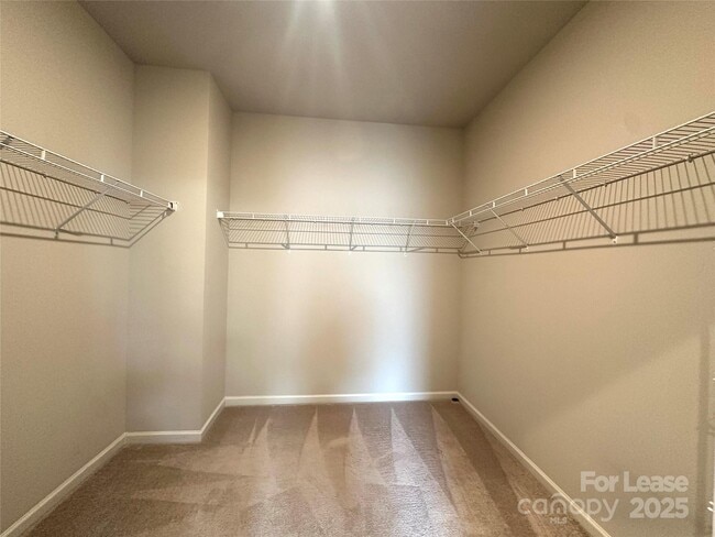 Building Photo - 228 Overstone Ct