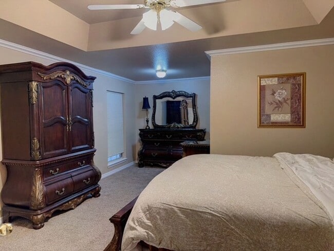 Building Photo - RENTAL Fully Furnished 4 bedroom home