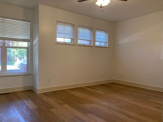 Building Photo - Charming in the Heart of Bozeman