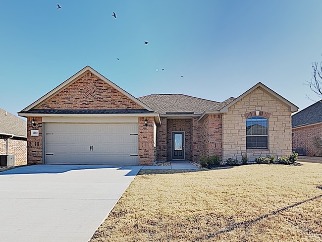 Primary Photo - Brand-new one-story home in Savannah Lakes.