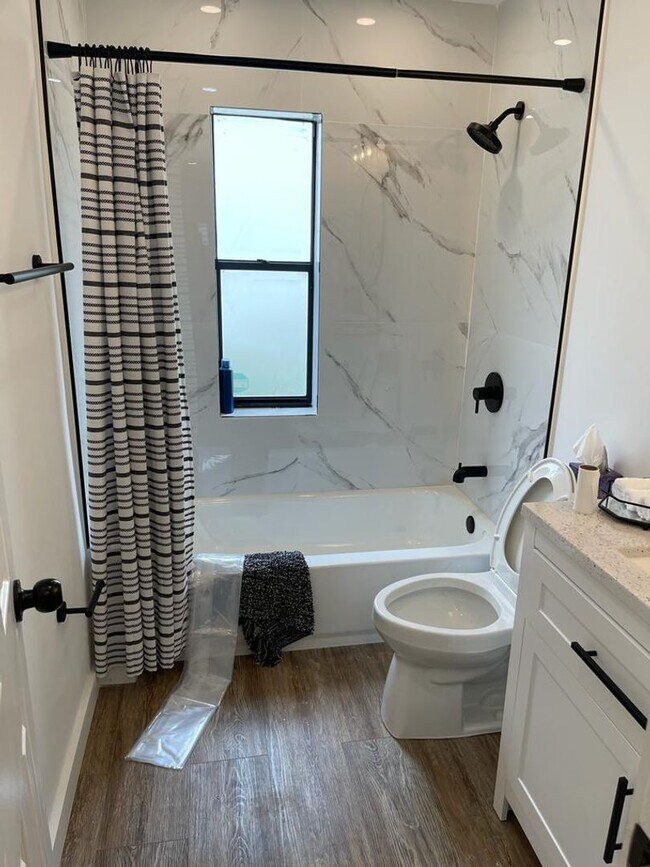 Building Photo - 7360 San Sebastian Dr