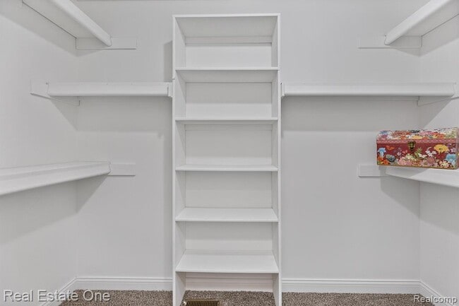 Building Photo - 68 Biltmore Blvd