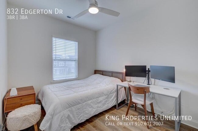 Building Photo - 832 Edgerton Dr