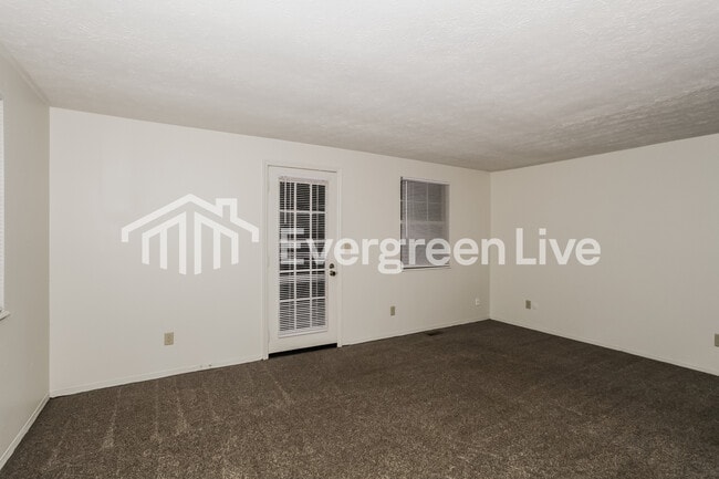 Building Photo - 7665 Pomeranian Dr