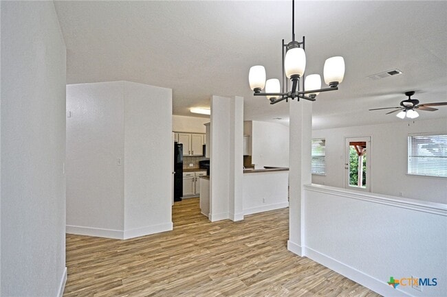 Building Photo - 2539 Fayette Dr