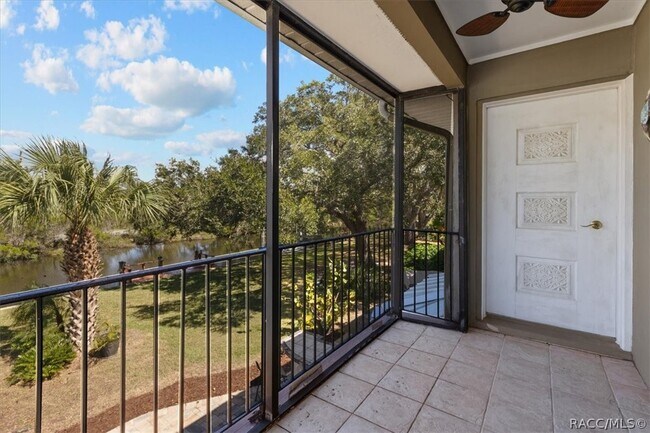 Building Photo - 11310 W Bayshore Dr