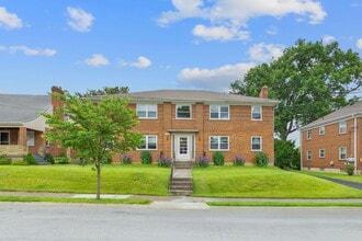 Building Photo - Oakley- Charming 4 family and desirable st...