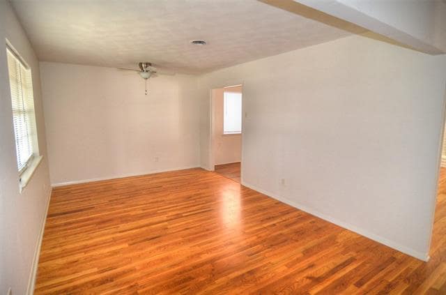 Building Photo - 2528 St Francis Ave