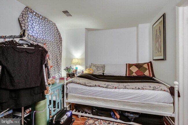 Building Photo - 5730 Evergreen Knoll Ct