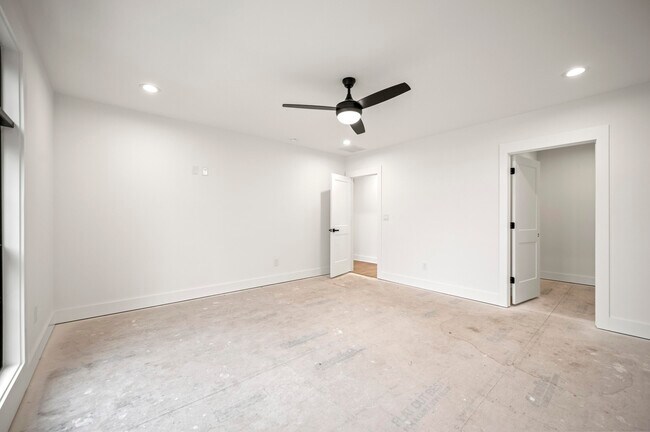 Building Photo - 4161 Cocos Wy