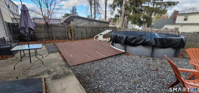 Building Photo - 321 Evers St