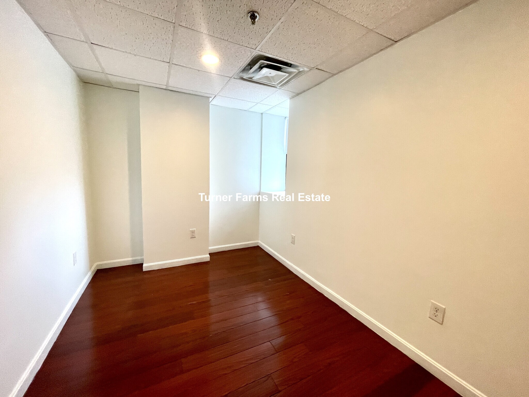 Building Photo - 72 Kneeland St