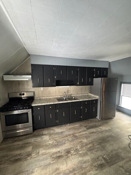 Updated kitchen and appliance - 109 Plymouth Ave