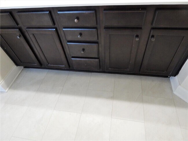 Building Photo - 2441 Melton Common Dr