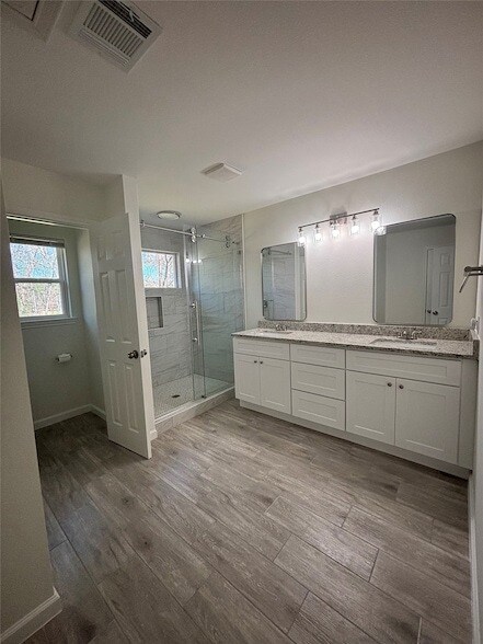 Building Photo - 18746 Mink Lake Dr