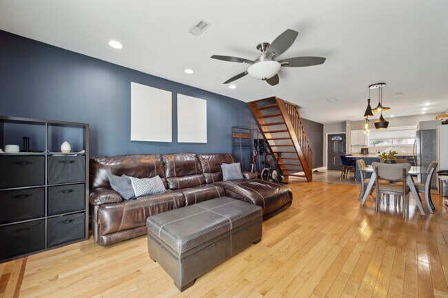 Building Photo - 813 N 15th St