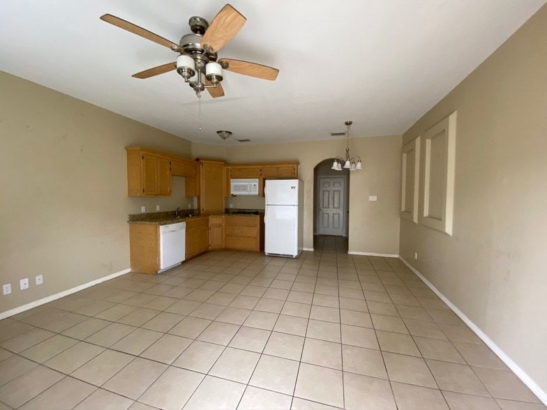 Building Photo - 2500 N J St