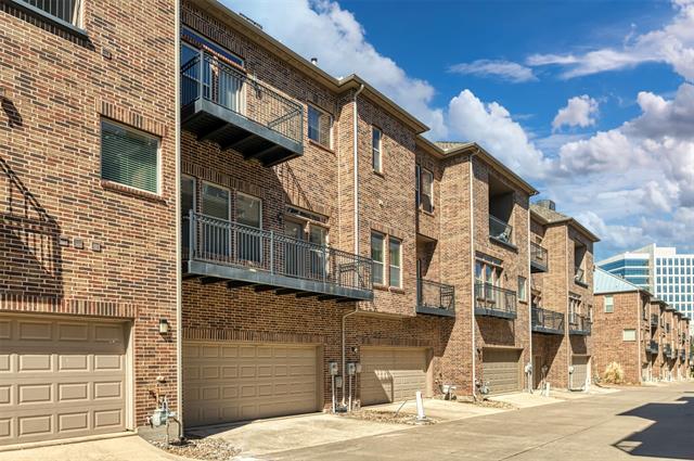 Building Photo - 7914 Bishop Rd