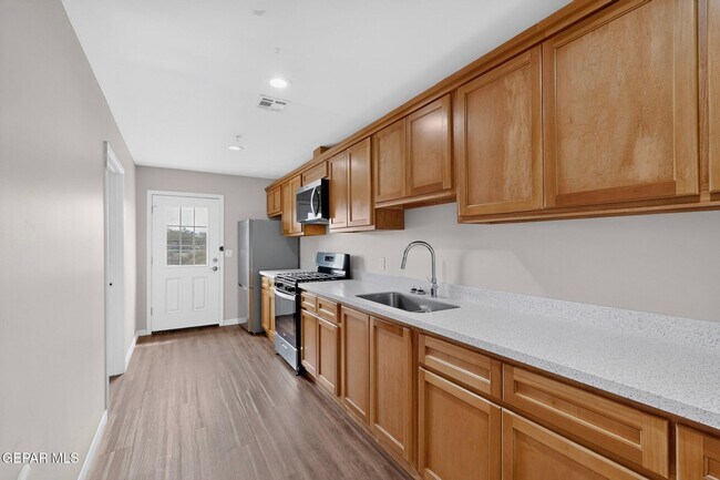 Building Photo - 1483 O Sullivan Dr