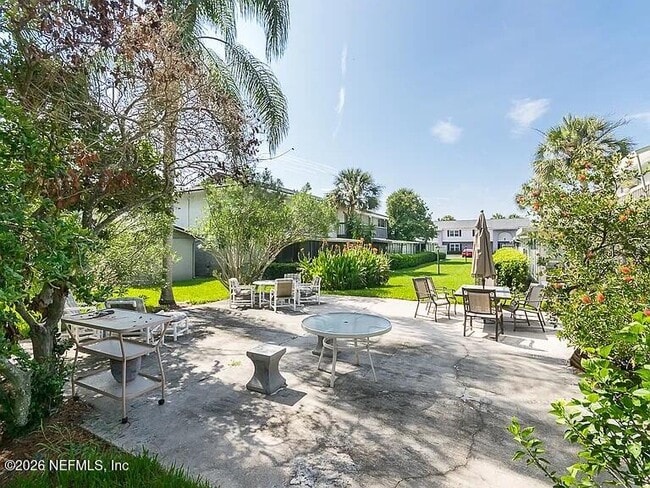 Building Photo - 695-A1A A1A N