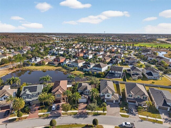 Building Photo - 3970 Aldea Way