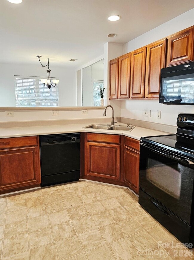 Building Photo - 10609 Fuller Ridge Cir