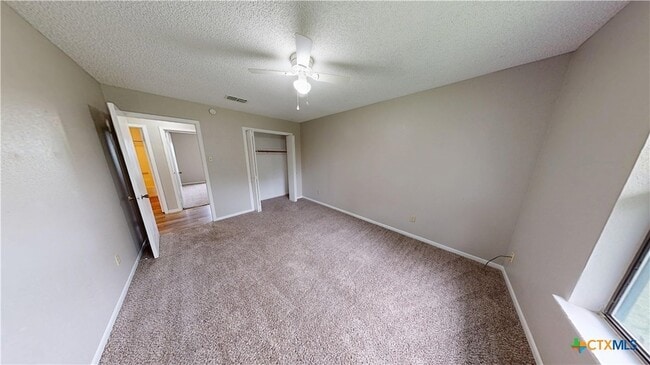 Building Photo - 4505 River Oaks Dr