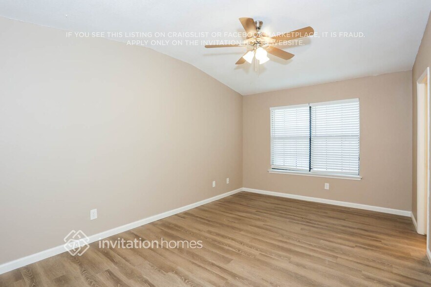 Building Photo - 526 Sims Dr