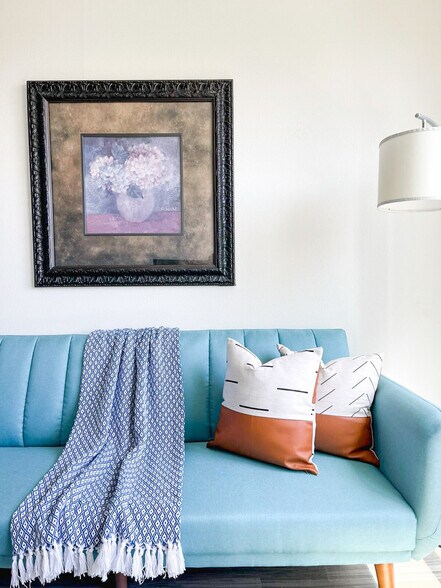 Building Photo - 2515 Burnet Ave