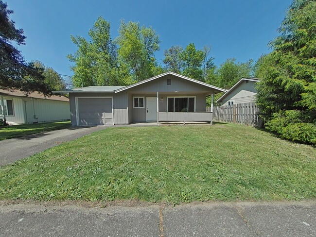 Primary Photo - 3 Bedroom House ~ South Corvallis
