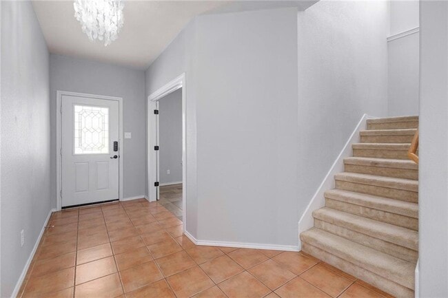 Building Photo - 1136 Beechwood Dr