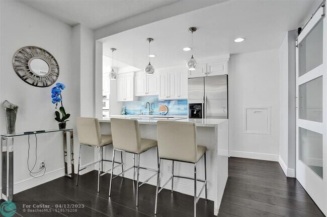 Building Photo - 4280 Galt Ocean Dr