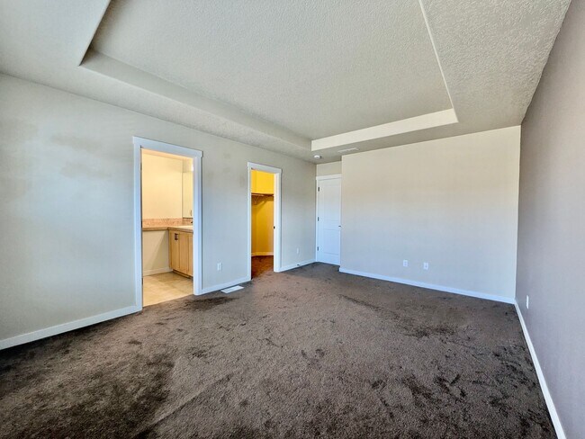 Building Photo - Beautiful 3 Bedroom Home Located in The Meadows at Baseline Woods Neighborhood Close to Nike and ...