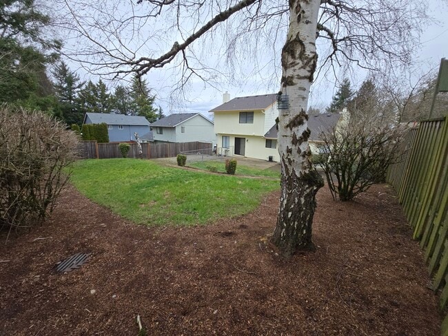 Building Photo - 1707 SW Hartley Ave