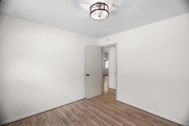 Building Photo - 1416 Two Notch Rd SE