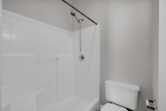 Building Photo - Wonderful craftsman style end-unit townhome