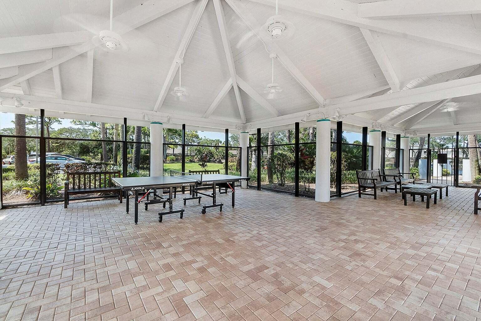 Building Photo - 2208 Soundings Ct