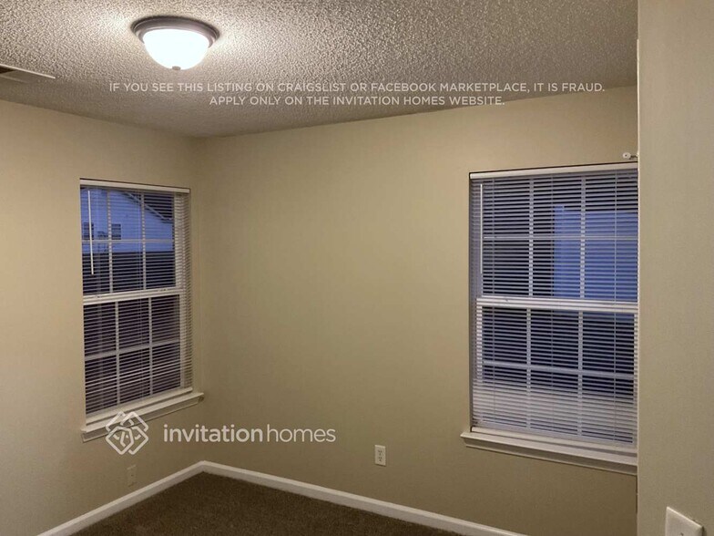 Building Photo - 706 Denise Ct