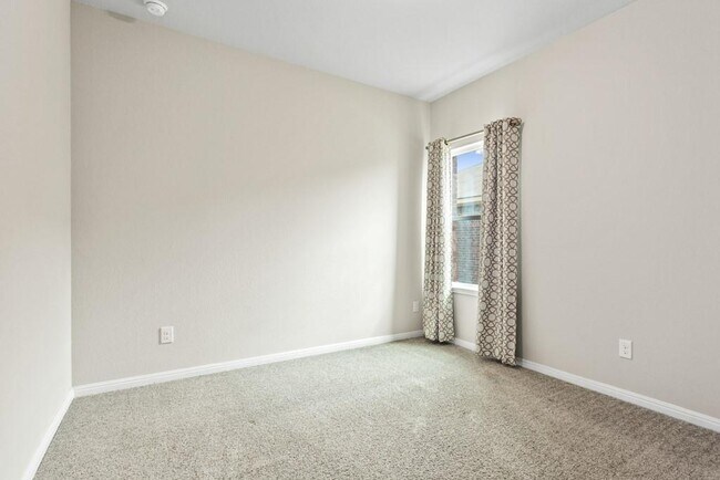 Building Photo - 2072 Port Ellen Dr