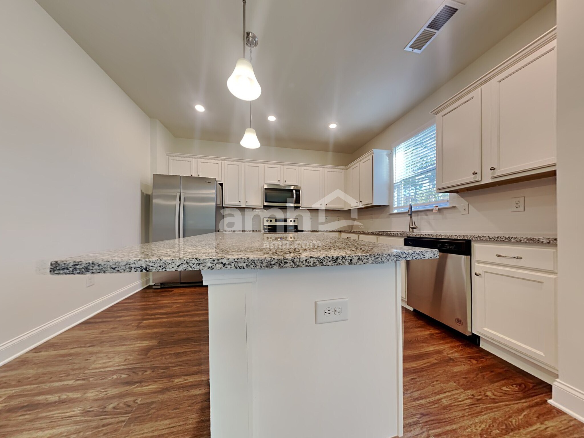 Building Photo - 212 Rivulet Dr