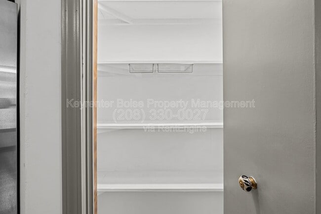 Building Photo - 2698 E Bergeson St