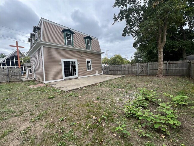 Building Photo - 9 Turner Ave