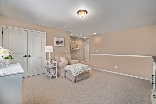 Building Photo - 4806 Wildwood Way