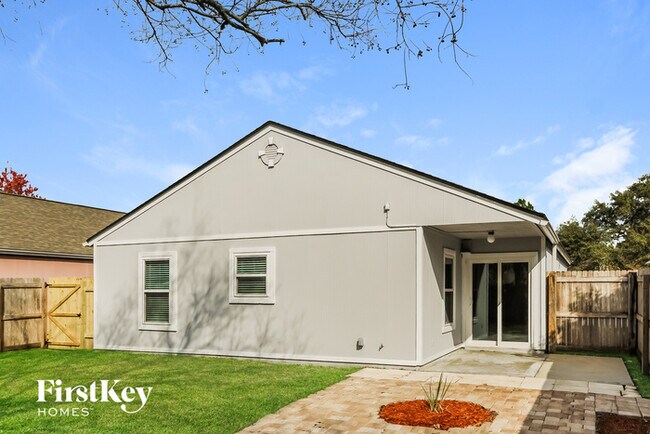 Building Photo - 3046 Wavering Ln