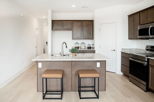 Building Photo - New Construction townhouse in Alcoa